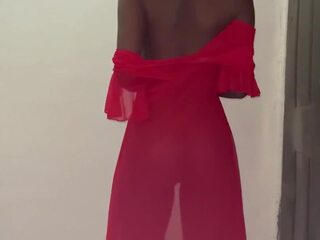 Magnificent damsel w czerwony bielizna robi striptease: darmowe seks film 2c | xhamster