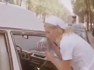 Fiatal fej ápolók 1979, ingyenes fej cső trágár videó 27