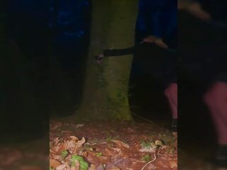 Hotwife cuffed a albero mentre fuori dogging, xxx film 9a | youporn