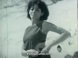 Nudist Girl's Day on a Beach 1960s Vintage: Free sex movie f9 | xHamster