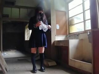 脏 夹 手淫 在 一个 abandoned 学校 honoka sengoku