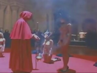 Orgia satanica: brezplačno goli ritual odrasli film prikaži e2