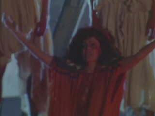 Caligola 1979: Libre amerikano hd pagtatalik klip klip f4