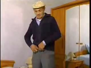 Trágár régi férfi violates részeg alvás tini előadás