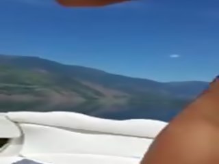 جدا فائق عضلة امرأة مارس الجنس في ل قارب: حر بالغ فيديو 56